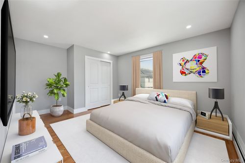 104 129th St, South Richmond Hill, NY, 11419-3015 | Card Image