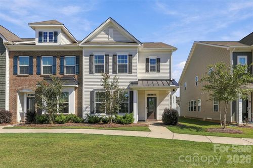 12732 Wandering Brook Dr, Charlotte, NC, 28273-7498 | Card Image