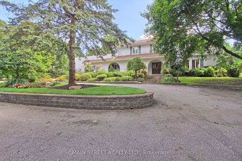 3357 Vandorf Side Rd, Stouffville, ON, L4A4H5 | Card Image