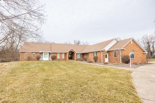 9 Shellie Court, Fairview Heights, IL, 62208 | Card Image