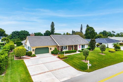 420 Muirfield Dr, Atlantis, FL, 33462-1206 | Card Image