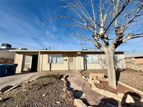 6508 Evergreen Ave, Las Vegas, NV, 89107-3321 | Card Image