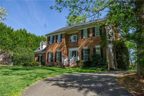 2190 Benwicke Dr, Pfafftown, NC, 27040-9214 | Card Image