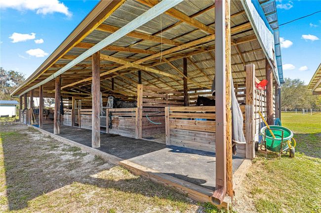 15950 Ne 50 Th St, Home with 4 bedrooms, 2 bathrooms and null parking in WILLISTON FL | Image 31