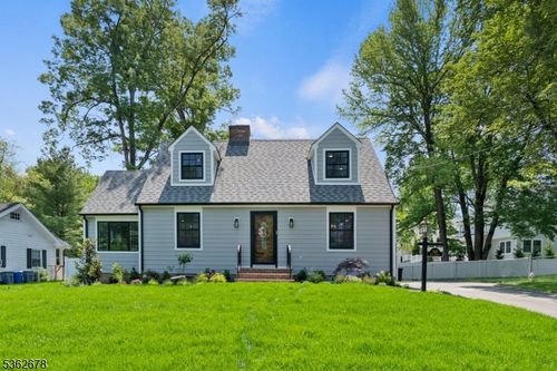 242 Park Ave, Berkeley Heights, NJ, 07922-1460 | Card Image