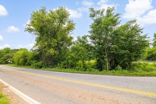 00 N Highway 101, Home with 0 bedrooms, 0 bathrooms and null parking in Greer SC | Image 4