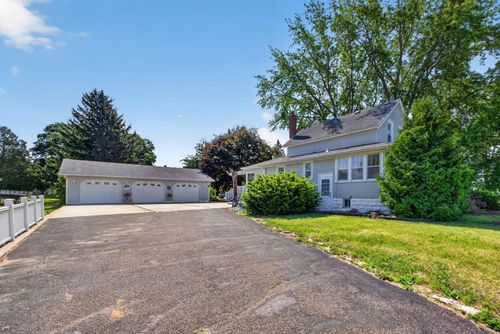 807 Washington Ave, Wabasha, MN, 55981-1653 | Card Image