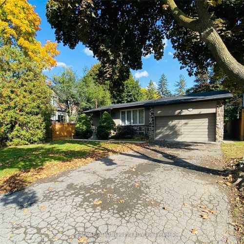 15 Whitelock Cres, North York, ON, M2K1V9 | Card Image