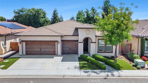 5796 N San Miguel Ave, Fresno, CA, 93723-9570 | Card Image