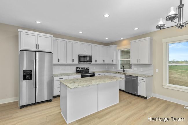 58 - 3446 S Riverwalk Dr, Condo with 2 bedrooms, 2 bathrooms and null parking in Hamilton MI | Image 9