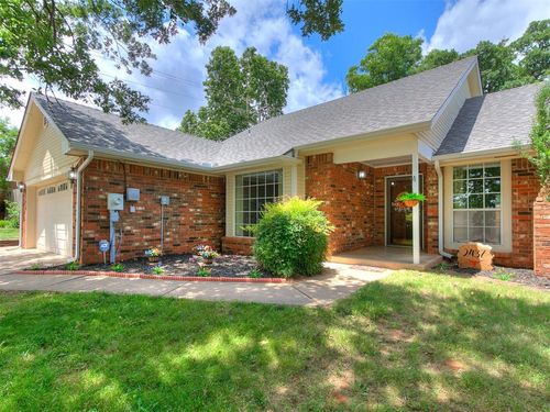 2437 Shady Tree Lane, Edmond, OK, 73013 | Card Image