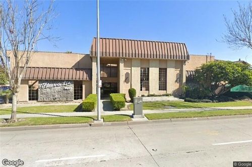 75-8547 Imperial, Downey, CA, 90242 | Card Image