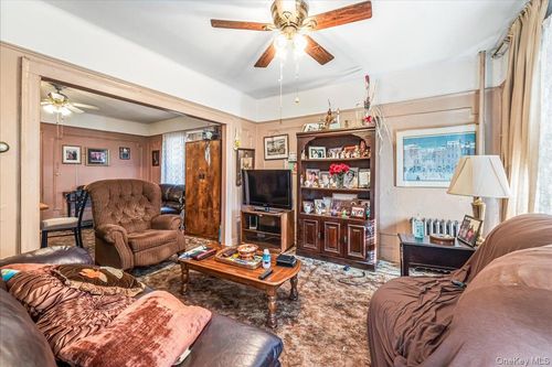 17733 106th Ave, Jamaica, NY, 11433-1804 | Card Image