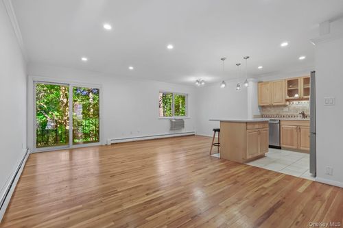 apt-d-15 Scenic Dr, Croton-On-Hudson, NY, 10520-1723 | Card Image