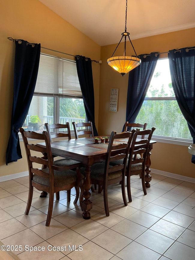 205 - 1065 Venetian Dr, Condo with 3 bedrooms, 2 bathrooms and null parking in Melbourne FL | Image 11