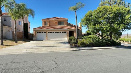 24 Bella Lucia, Lake Elsinore, CA, 92532 | Card Image