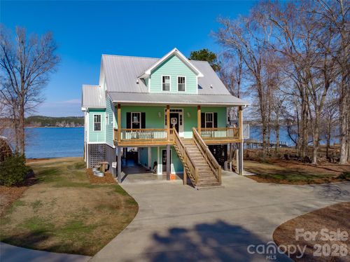 2583 Rockbridge Rd, Ridgeway, SC, 29130-8702 | Card Image