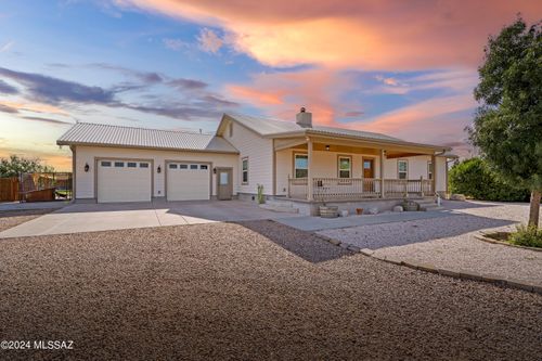 1685 N Silver Spur Ln, Benson, AZ, 85602-8033 | Card Image