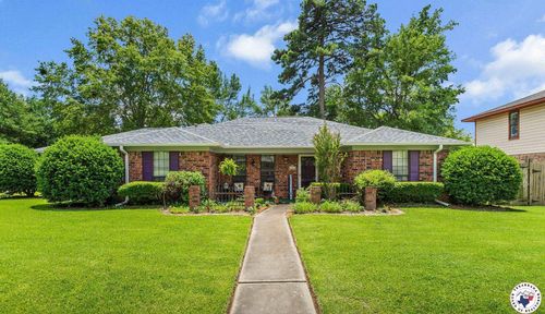 201 Larkspur Ln, Wake Village, TX, 75501-5772 | Card Image