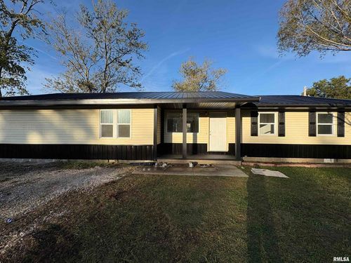 3305 Selmaville Rd, Salem, IL, 62881-6607 | Card Image