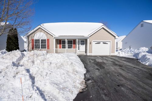 3 Katherine Ct, Hudson, NH, 03051-3268 | Card Image