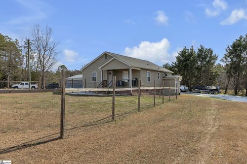 48 Fort Lindley Rd, Laurens, SC, 29360-6637 | Card Image