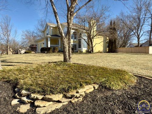 3308 Se Peck Rd, Topeka, KS, 66605-3033 | Card Image