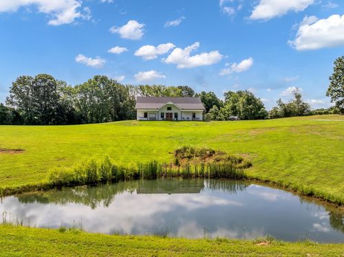 454 Gum Branch Rd, Burns, TN, 37029-5101 | Card Image