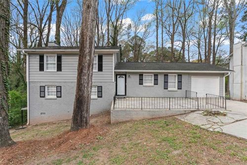 3917 Wedgefield Cir, Decatur, GA, 30035-2387 | Card Image