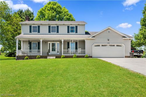 11599 Hoover Ave Nw, Uniontown, OH, 44685-7647 | Card Image