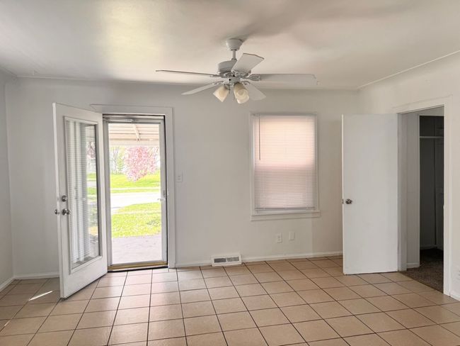 20826 Gentner St, House other with 3 bedrooms, 1 bathrooms and null parking in Warren MI | Image 4
