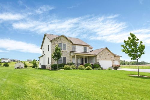 18956 Winchester Rd, Circleville, OH, 43113-8504 | Card Image