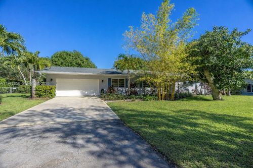 0-7885 Sw 158th Ter, Palmetto Bay, FL, 33157-2330 | Card Image