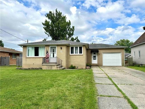 29 Center Ave, Cheektowaga, NY, 14227-1501 | Card Image