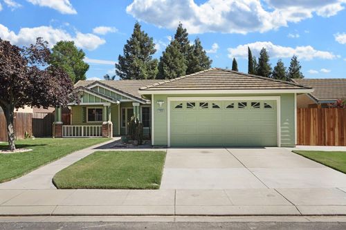 4900 Wild Rose Dr, Salida, CA, 95368-9747 | Card Image
