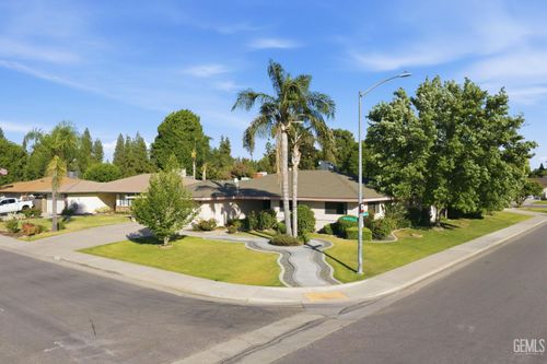 5413 Inverrary Ct, Bakersfield, CA, 93309-2915 | Card Image
