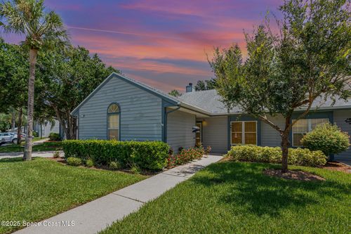 1-124-4571 Beck Lake Trl, Melbourne, FL, 32901-8541 | Card Image