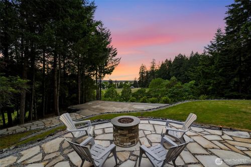 919 Lummi Dr, Fox Island, WA, 98333-9619 | Card Image