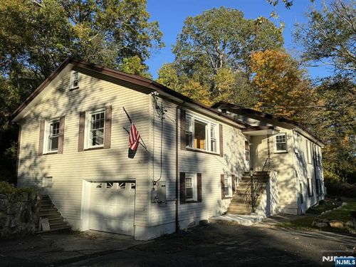 563 Lake Shore Dr, Hewitt, NJ, 07421-1760 | Card Image