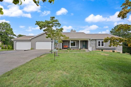 1636 Green Hill Estates Rd, Monticello, KY, 42633-7898 | Card Image