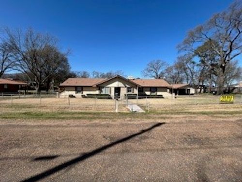 2319 N Wind Dr, Tool, TX, 75143-1423 | Card Image