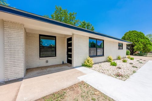 106 W Heron Dr, Highland Haven, TX, 78654-9738 | Card Image