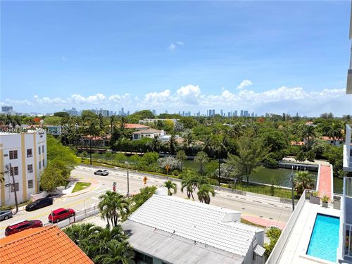 605-2829 Indian Creek Dr, Miami Beach, FL, 33140-4753 | Card Image