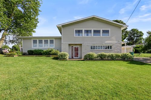 3533 Ridge Pkwy, Erie, PA, 16510-2401 | Card Image