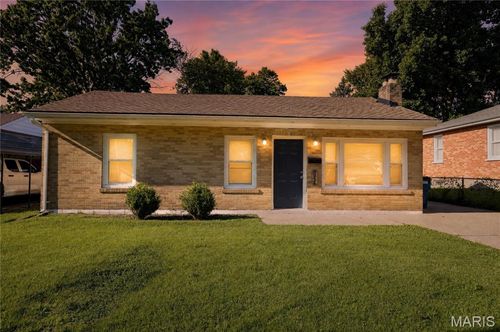 8934 Kathlyn Drive, St Louis, MO, 63134 | Card Image