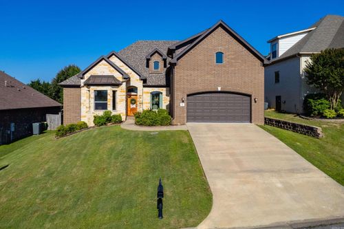 1 Tournay Cir, Little Rock, AR, 72223-9055 | Card Image