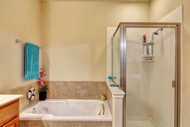6701 Covered Bridge Dr, Condo with 3 bedrooms, 3 bathrooms and null parking in Austin TX | Image 11