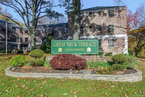 2c-9 Terrace Cir, Great Neck, NY, 11021-4134 | Card Image