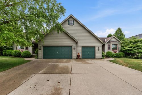 2091-2093 Cherokee Street, Grafton, WI, 53024 | Card Image
