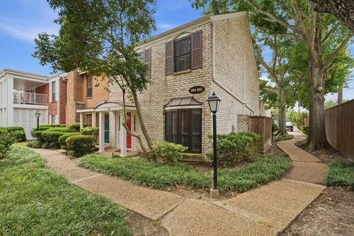 864 Augusta Dr, Houston, TX, 77057-2014 | Card Image